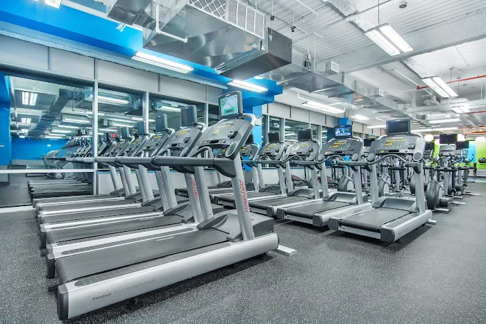 Blink Fitness Crown Heights Picture 1