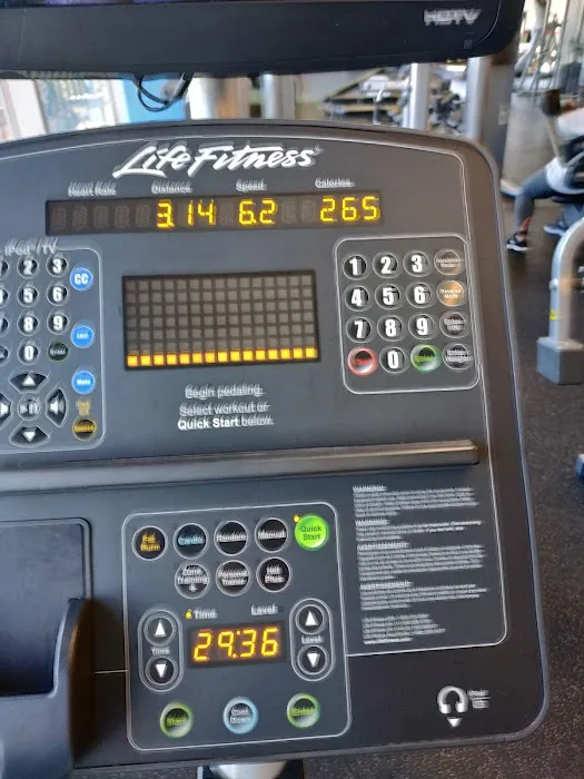 Blink Fitness Crown Heights Picture 4