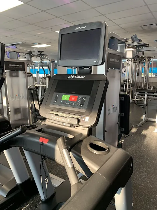 Blink Fitness Brownsville Picture 4