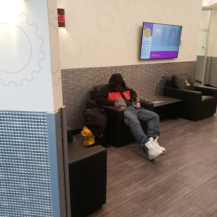Planet Fitness Picture 10