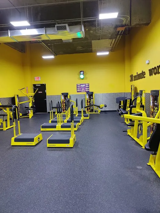 Planet Fitness Picture 2