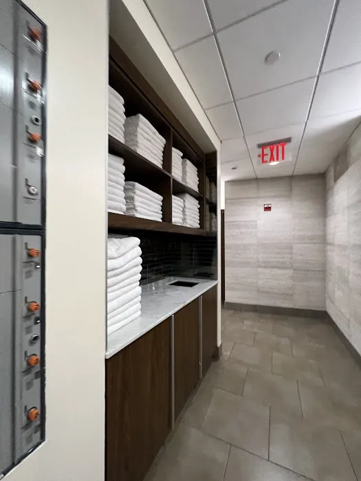 Equinox Brooklyn Heights Picture 5