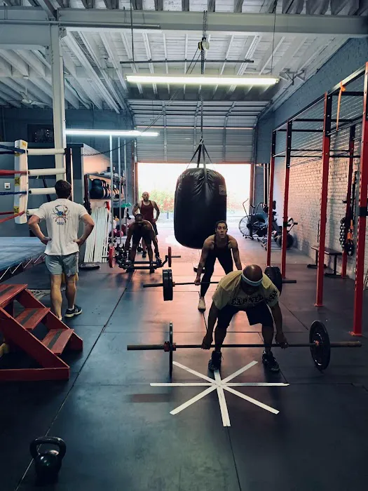 Vintage Boxing Gym & Fitness Picture 6