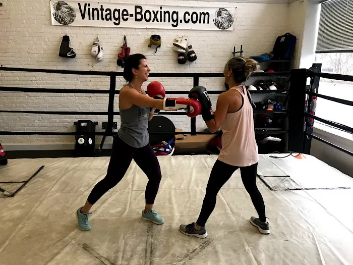 Vintage Boxing Gym & Fitness Picture 9