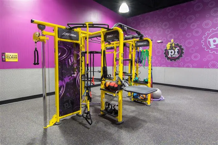 Planet Fitness Picture 7