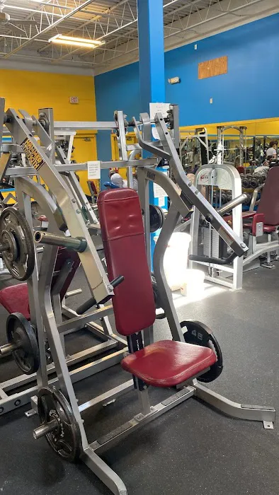PA Fitness West Picture 9