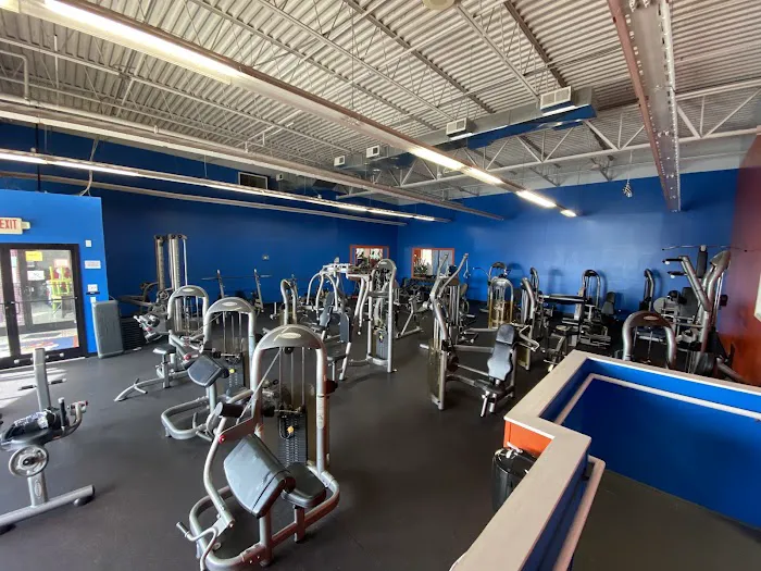 PA Fitness West Picture 5