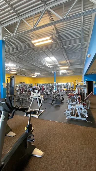 PA Fitness West Picture 4