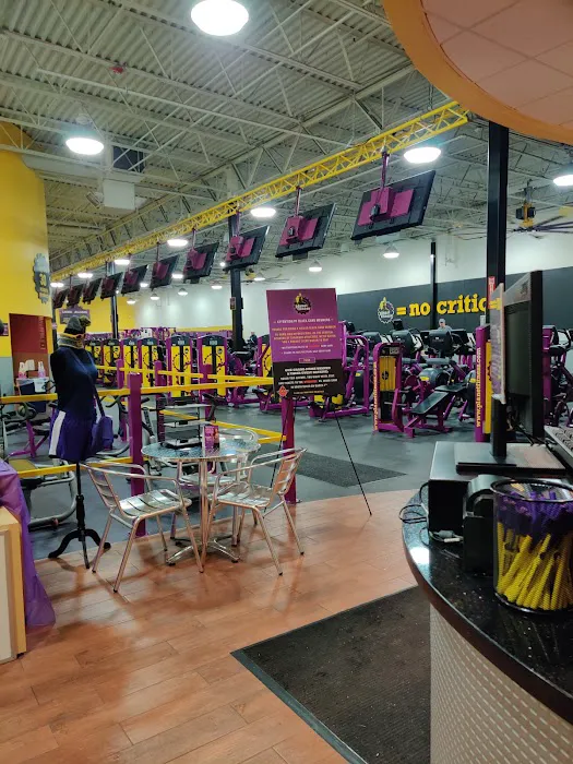 Planet Fitness Picture 1