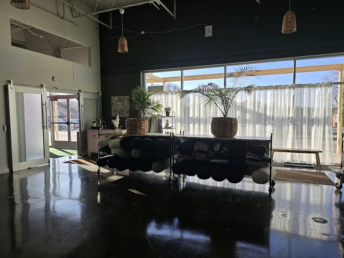 Zen Den Picture 1