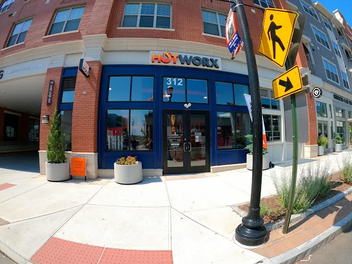 HOTWORX - Westchester, NY - Harrison Picture 5