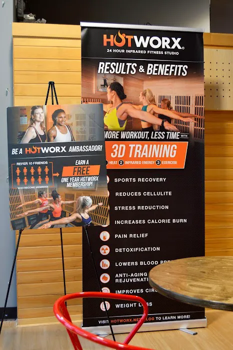 HOTWORX - Westchester, NY - Harrison Picture 8
