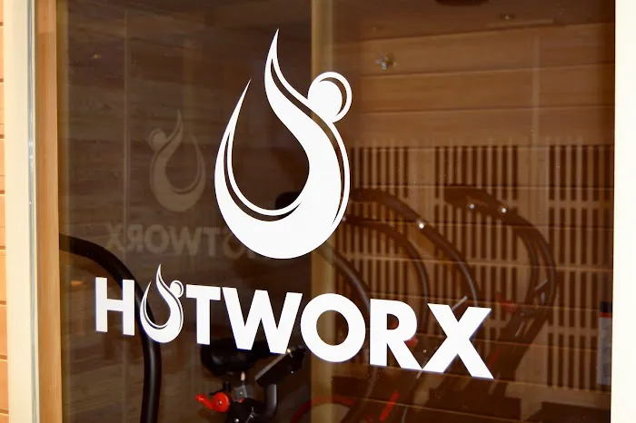 HOTWORX - Westchester, NY - Harrison Picture 9