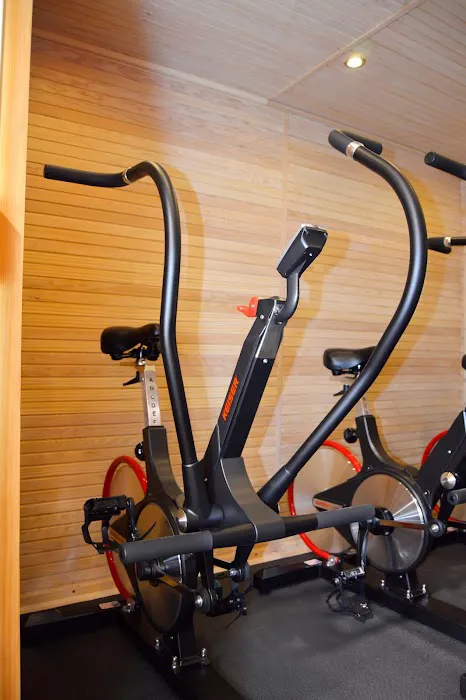 HOTWORX - Westchester, NY - Harrison Picture 4