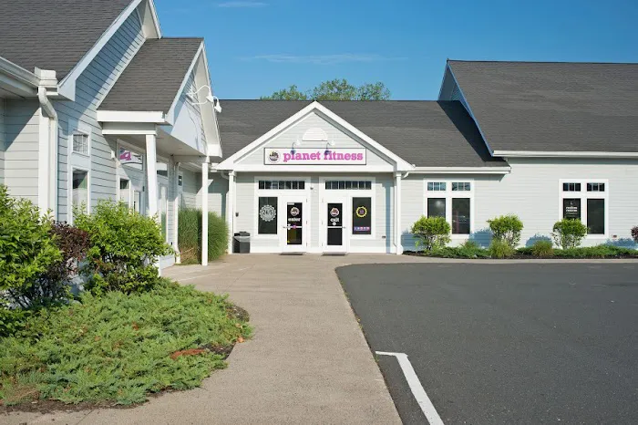 Planet Fitness Picture 7
