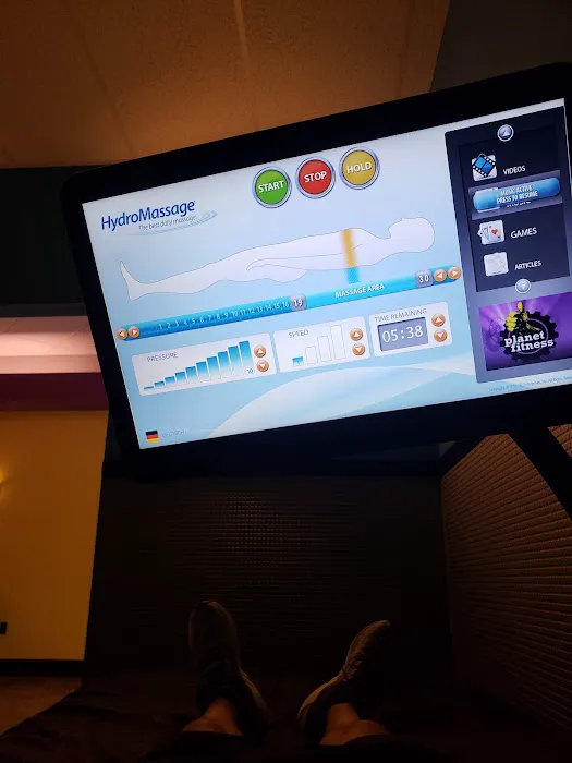 Planet Fitness Picture 5