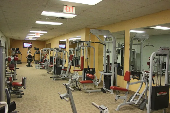 North Haven Health & Racquet Picture 10