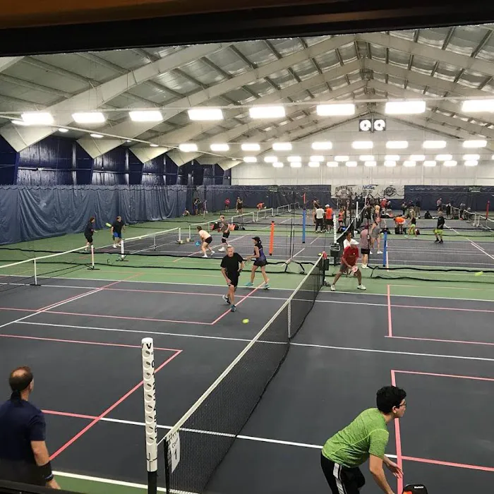 North Haven Health & Racquet Picture 4