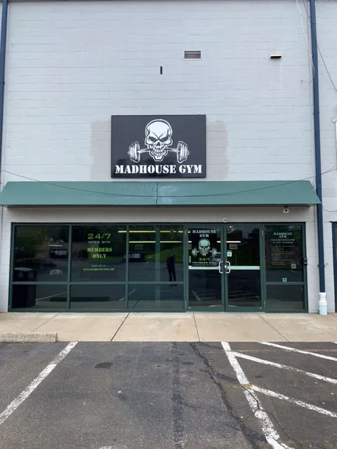 Madhouse Gym Picture 6