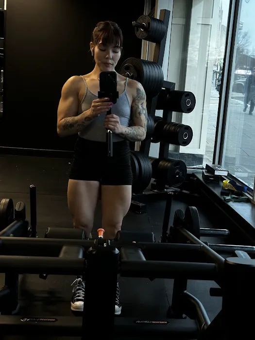 PRO BODY FITNESS OF NY Picture 5