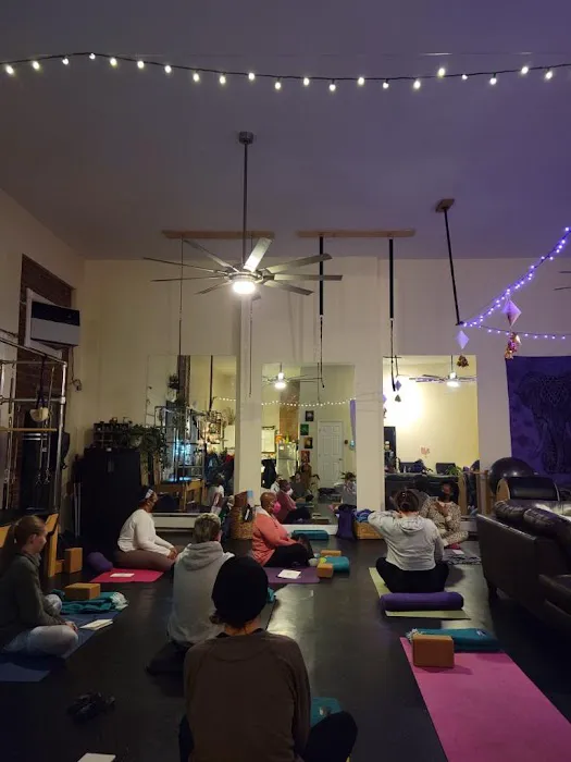 TheYogaMarque Picture 6