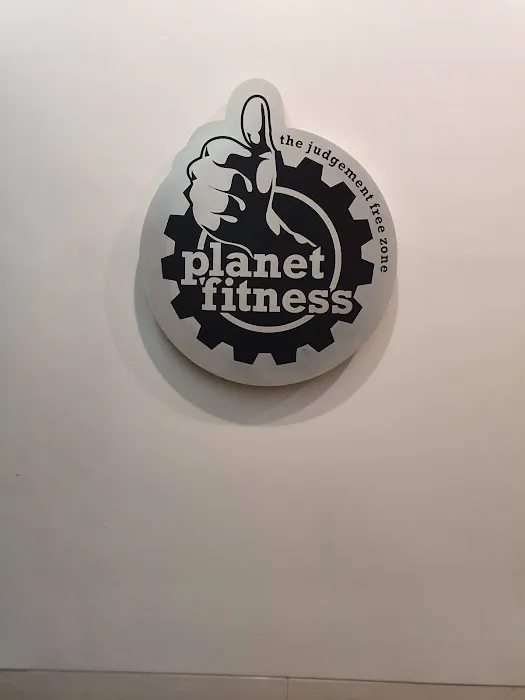 Planet Fitness Picture 3