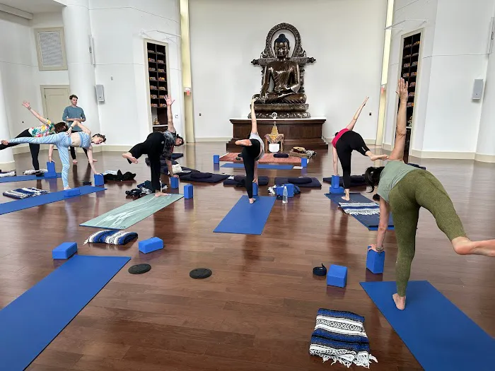 NY Loves Yoga Picture 6