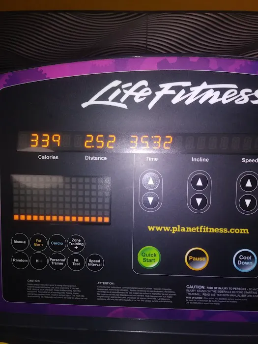 Planet Fitness Picture 8