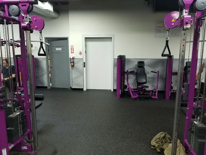 Planet Fitness Picture 7