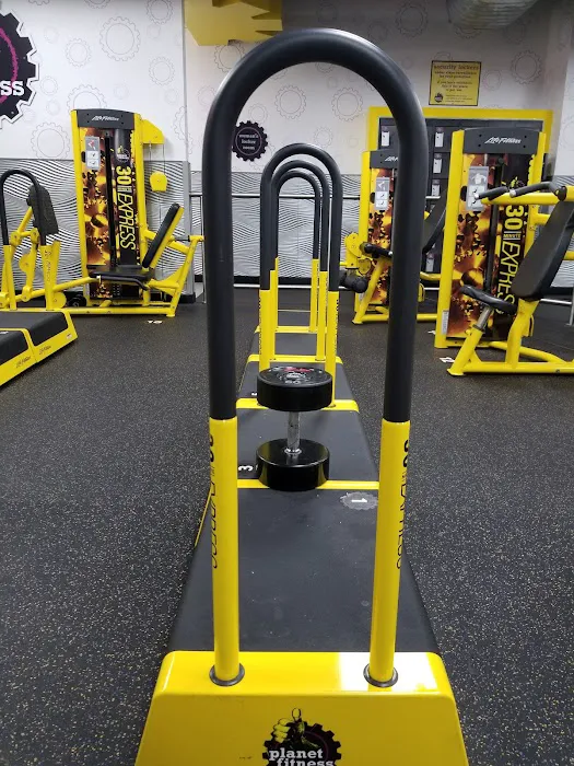Planet Fitness Picture 9