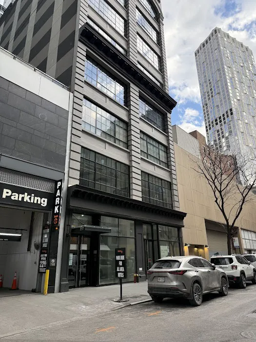 BODYROK DOWNTOWN BROOKLYN Picture 3