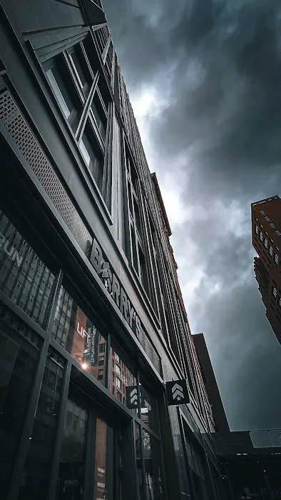 Barry's Brooklyn Heights Picture 4