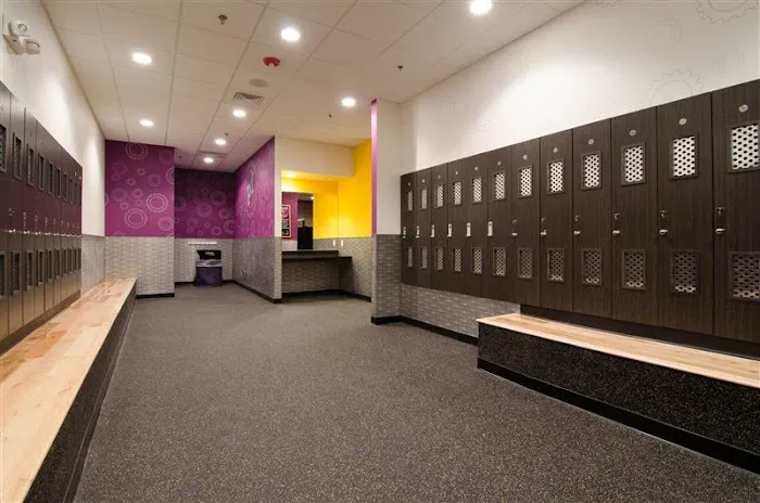 Planet Fitness Picture 6
