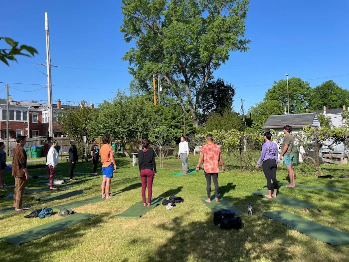 Garden Yoga Picture 1