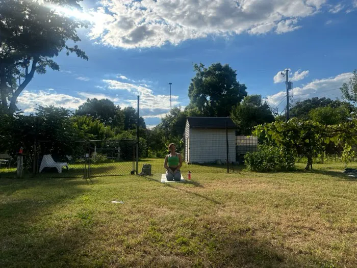 Garden Yoga Picture 7
