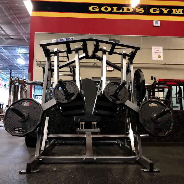 Gold's Gym Picture 10