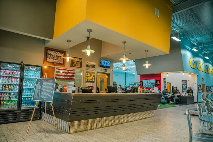 Gold's Gym Picture 9
