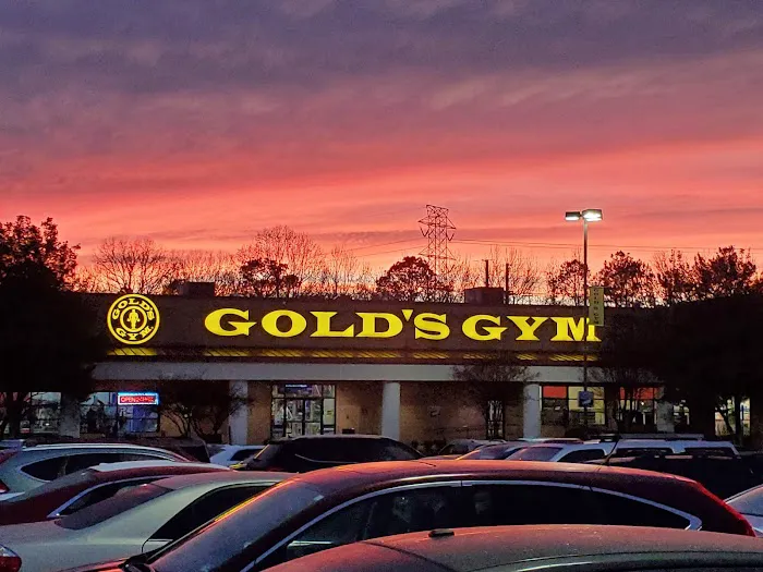Gold's Gym Picture 7