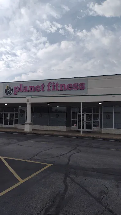 Planet Fitness Picture 9