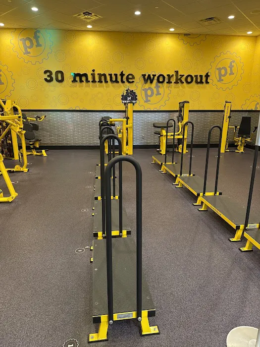 Planet Fitness Picture 2