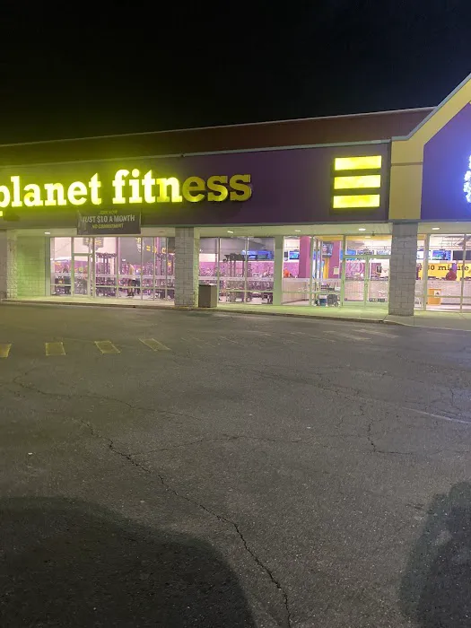 Planet Fitness Picture 3
