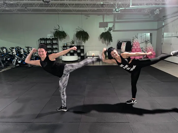 Hooked Fitness LLC Picture 2