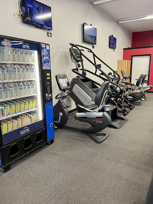 World Gym Fulton Picture 4