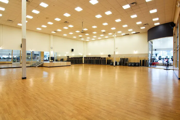 The Edge Fitness Clubs Picture 2