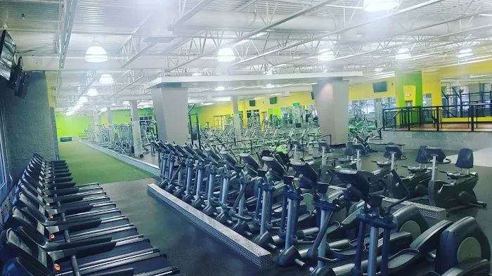 Powerhouse Gym Bridgeport Picture 1