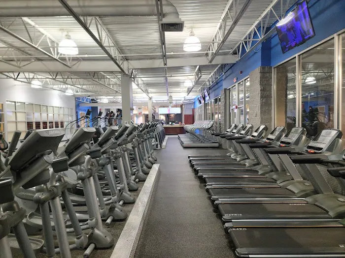 Powerhouse Gym Bridgeport Picture 7