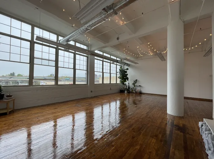 Afterglow Studio Hartford Picture 8