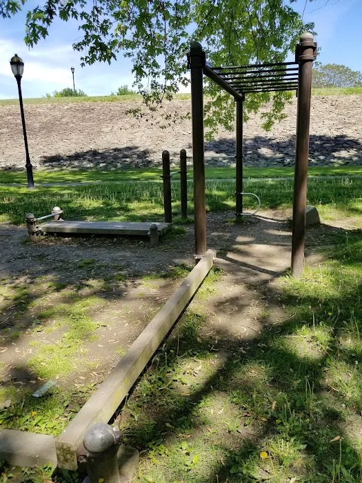 Fitcore Exercise Park Picture 1