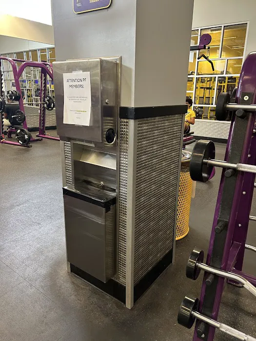 Planet Fitness Picture 9