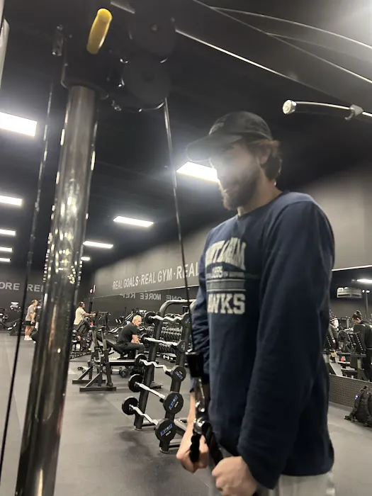 Epic Health & Fitness Windsor Locks Picture 6